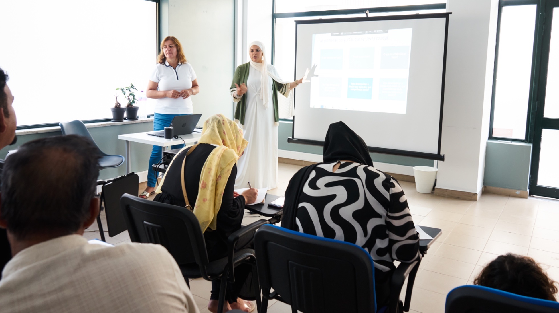 Gabinete Asilo e Migração | Workshop com tradutora